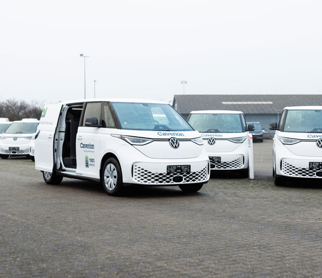 Volkswagen erhvervsbiler med Caverion folie på
