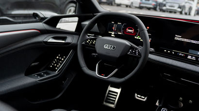 Rattet i en Audi A6 e-tron