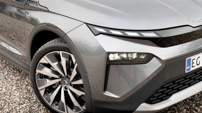 skoda elroq front close up af lygte