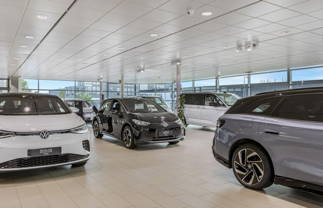 Volkswagen Glostrup showroom med biler