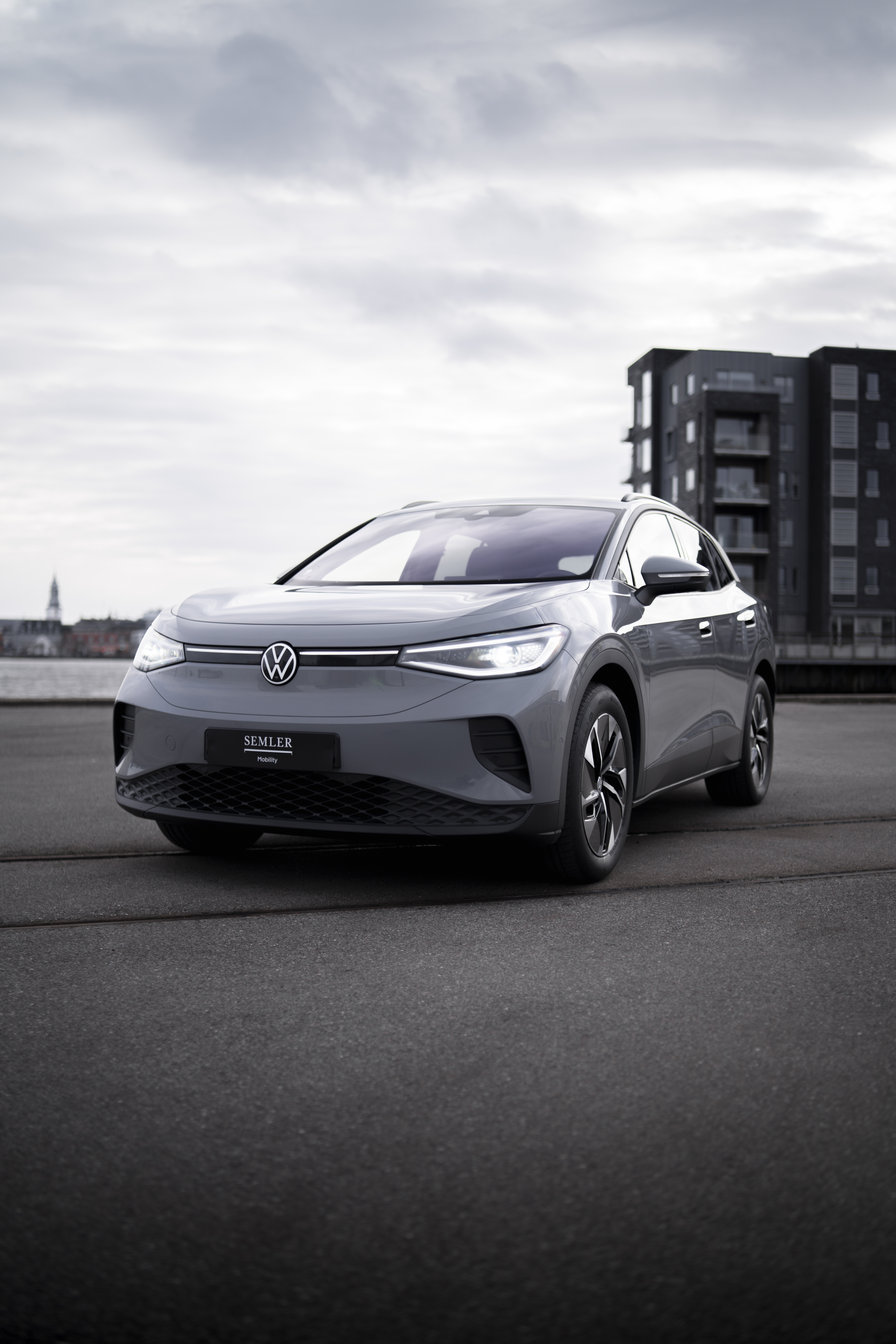 grå volkswagen id.4 fra semler mobility