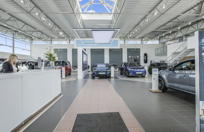 volkswagen showroom i hillerød